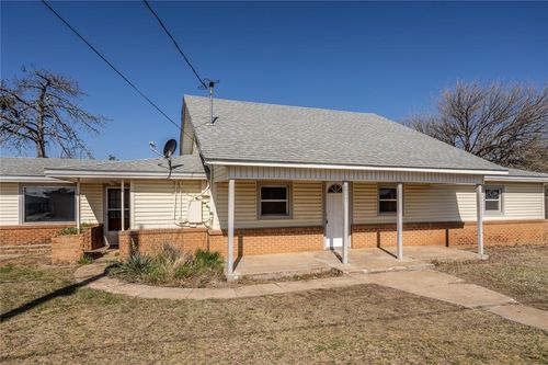207 N Reimer, Corn, OK, 73024-9205 | Card Image