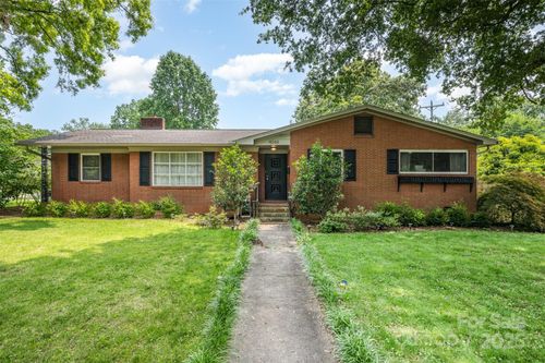 4044 Somerdale Ln, Charlotte, NC, 28205-4638 | Card Image