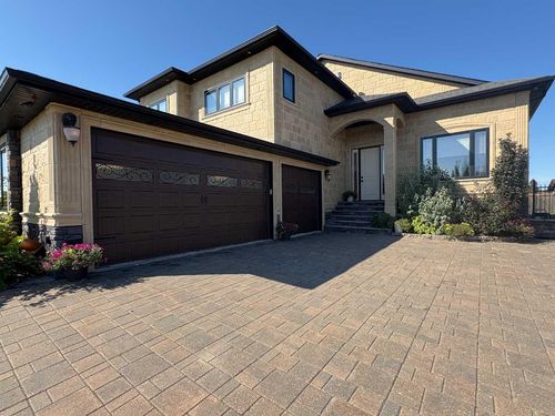 300 13 Street Se, Slave Lake, AB, T0G2A3 | Card Image