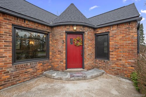 6177 Livernois Rd, Troy, MI, 48098-1566 | Card Image