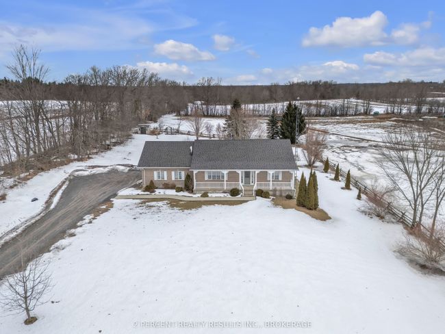 4953 Bradford Rd, House other with 2 bedrooms, 2 bathrooms and 10 parking in Harrowsmith ON | Image 4