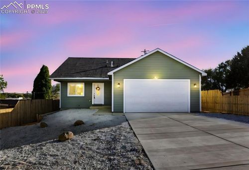 1510 Grenadillo St, Pueblo, CO, 81001-4516 | Card Image