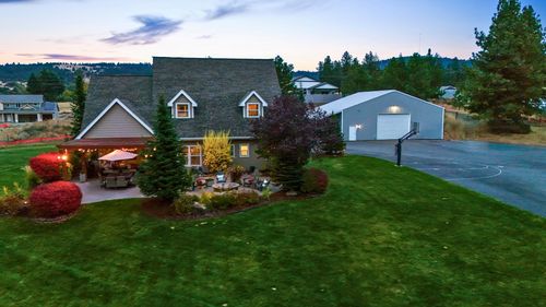 4810 E 37th Ave, Spokane, WA, 99223-5066 | Card Image