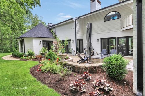 1417 Sherwood Ln, Geneva, IL, 60134-2958 | Card Image