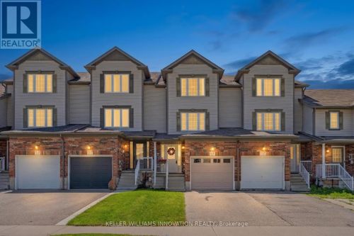 27 Madeleine St, Kitchener, ON, N2R1V5 | Card Image