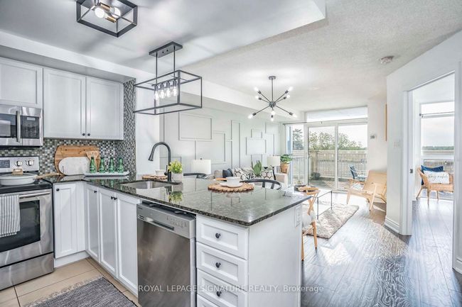 612 - 9 George St N, Condo with 2 bedrooms, 1 bathrooms and 1 parking in Brampton ON | Image 7