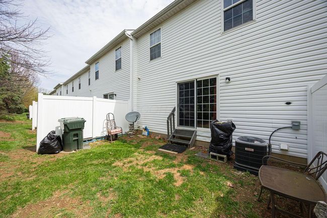 19B - 4859 Brice Pond Dr, Condo with 3 bedrooms, 2 bathrooms and null parking in Canal Winchester OH | Image 27