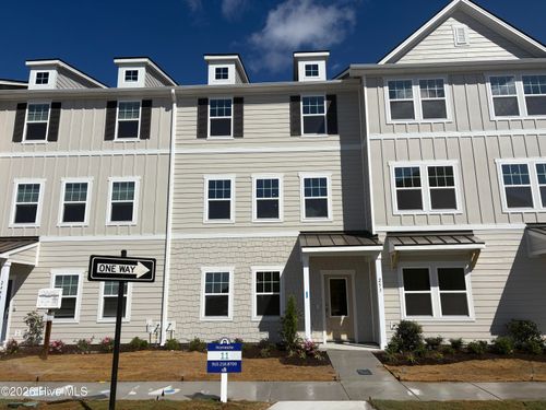 253 Pelican Flight Loop, Wilmington, NC, 28412-5299 | Card Image