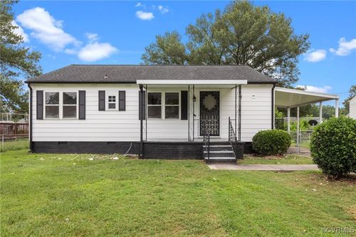2003 Poplar St, Richmond, VA, 23223-2441 | Card Image
