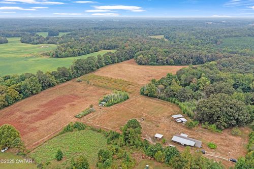 125 Moore Rd, Bolivar, TN, 38008-6304 | Card Image