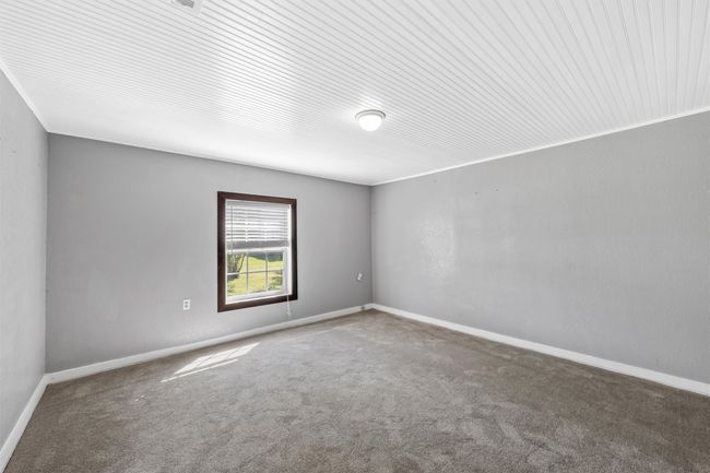1560 Roadrunner Trl, House other with 3 bedrooms, 2 bathrooms and null parking in Riesel TX | Image 18
