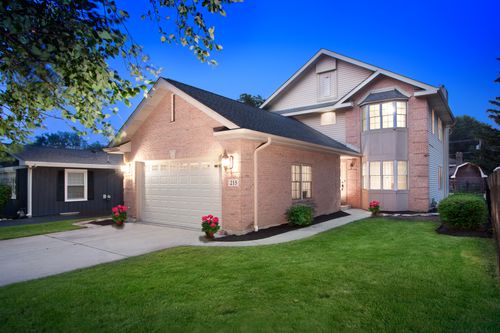 215 N Hager Ave, Barrington, IL, 60010-3004 | Card Image