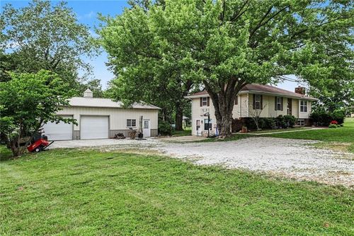 14308 Raymond Rd, Kearney, MO, 64060-8047 | Card Image