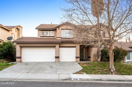 4028 Portola Dr, Palmdale, CA, 93551-5327 | Card Image