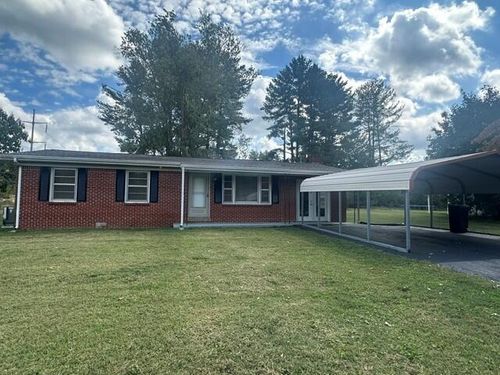 207 Wayne Ave, Livingston, TN, 38570-1333 | Card Image