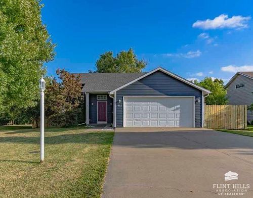415 West St, Riley, KS, 66531-9538 | Card Image