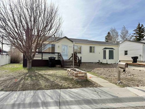 513 Beech Ave, Kemmerer, WY, 83101-3327 | Card Image