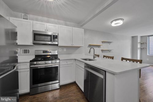 apt-405-2939 Van Ness St Nw, WASHINGTON, DC, 20008-4600 | Card Image
