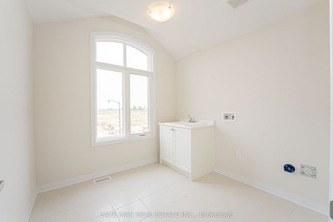 31 Player Dr, House other with 4 bedrooms, 4 bathrooms and 4 parking in Erin ON | Image 37