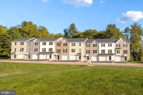 lot-15-215 Pine Crest Village Dr, PINE GROVE, PA, 17963-7944 | Card Image