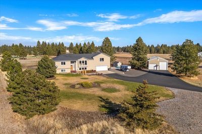 17206 W Buckboard Ave, Home with 5 bedrooms, 3 bathrooms and null parking in Medical Lake WA | Image 2