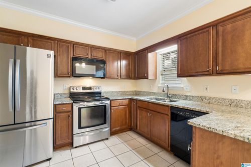 303 High Ridge Ct, PELHAM, AL, 35124-4011 | Card Image