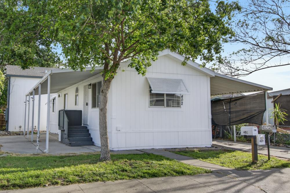 Residential Income in Roseville 3