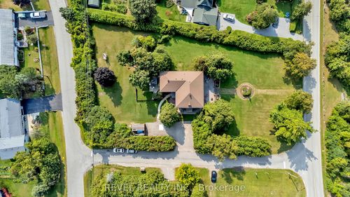 351 Hedge Rd, Sutton West, ON, L0E1R0 | Card Image