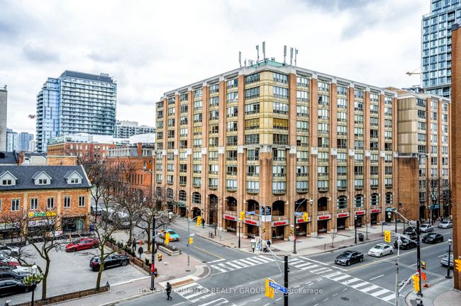 504 - 109 Front St E, Condo with 3 bedrooms, 1 bathrooms and 1 parking in Toronto ON | Image 17