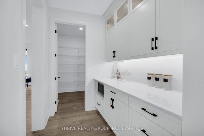 1639 Upper Ave West, House other with 4 bedrooms, 3 bathrooms and 4 parking in London ON | Image 11