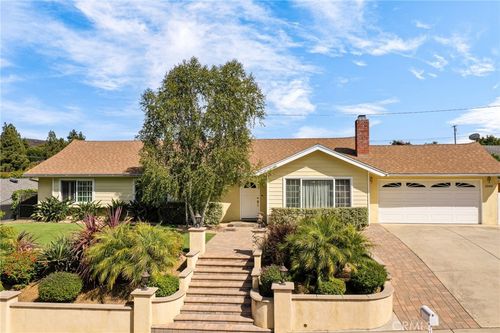 3340 Tuxford Pl, Thousand Oaks, CA, 91360-4626 | Card Image