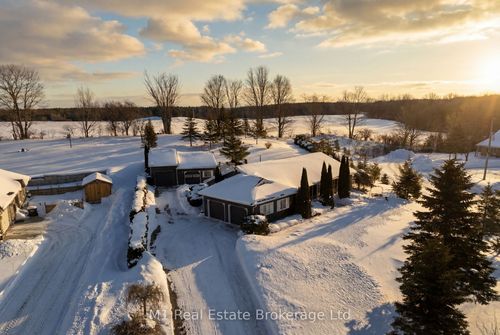 2 Joanne Cres, Mount Forest, ON, N0G2L0 | Card Image