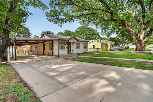 5608 Watters Pl, Westworth Village, TX, 76114-4274 | Card Image