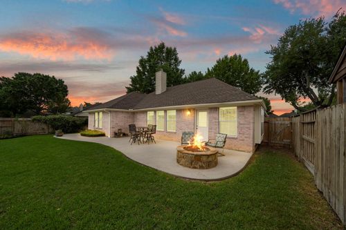 15834 Red Hill Trl, Houston, TX, 77095-3739 | Card Image