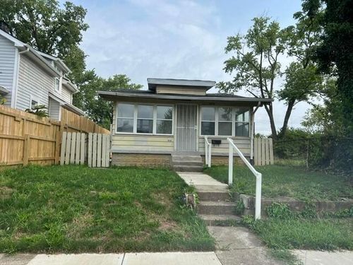 1056 Olmstead Ave, Columbus, OH, 43201-3025 | Card Image