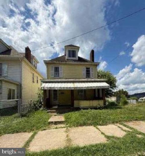 1341 Taylor Avenue, New Kensington, PA, 15068 | Card Image