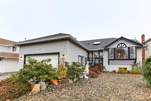 9420 157 St, Surrey, BC, V4N3B5 | Card Image