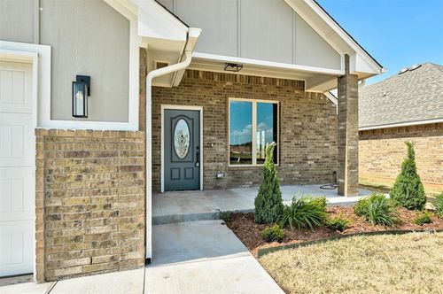 9308 Nw 143rd St, Yukon, OK, 73099 | Card Image