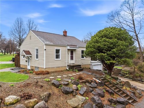 1734 Tonawanda Avenue, Akron, OH, 44305 | Card Image