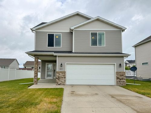2613 56th Ave S, Fargo, ND, 58104-6409 | Card Image