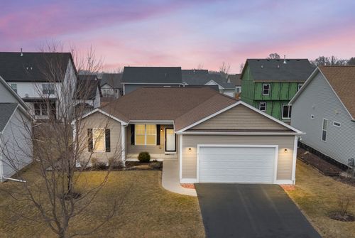 21 W Winterberry Ave, Cortland, IL, 60112-4199 | Card Image
