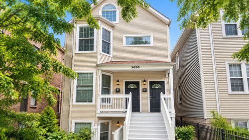 2-3636 N Hermitage Avenue, Chicago, IL, 60613 | Card Image