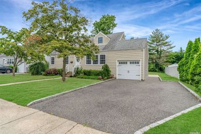 21 Starbuck Ct, House other with 4 bedrooms, 1 bathrooms and null parking in West Babylon NY | Image 3