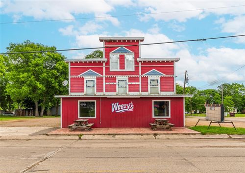 204 W Front St, Blossom, TX, 75416-2506 | Card Image