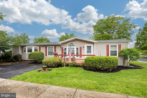 689 Mimosa Ct, RED HILL, PA, 18076-1348 | Card Image