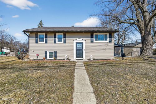 7304 Wales Rd, Northwood, OH, 43619-1003 | Card Image