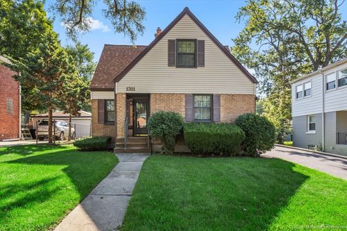 1311 Heidorn Ave, Westchester, IL, 60154-3443 | Card Image