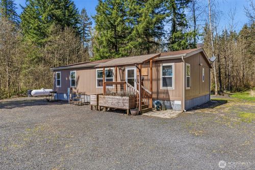 337 Jorgensen Rd, Onalaska, WA, 98570-9424 | Card Image