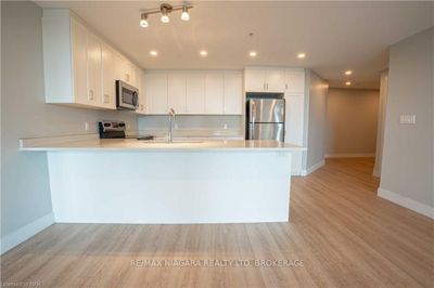 409 - 300G 4 Th Ave, Condo with 2 bedrooms, 2 bathrooms and 2 parking in St. Catharines ON | Image 2