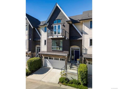 2835 Turnstyle Cres, Victoria, BC, V9B0T8 | Card Image